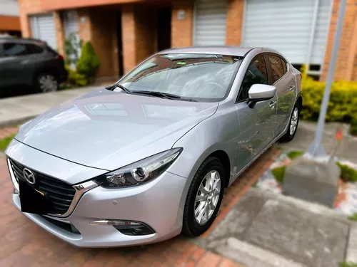 Mazda 3 2.0 Sport Touring