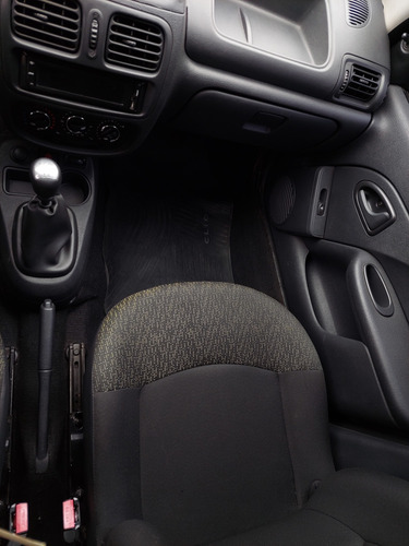 Renault Clio 2013 1.2 Mío Expression Pack I
