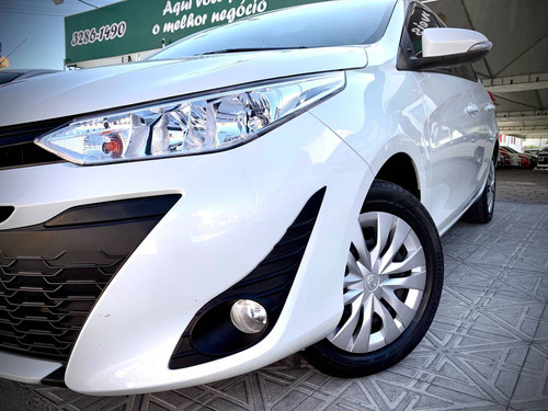 Imagem 2 de 14 de Toyota Yaris 1.3 16v Flex Xl Multidrive