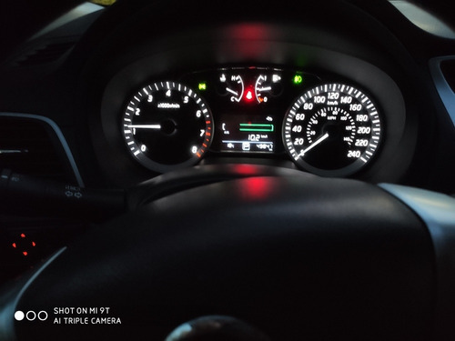 Nissan Sentra 2.0 Sr Cvt 2015