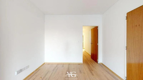 Espectacular Departamento De 3 Ambientes Con Patio En Caballito Con Amenites