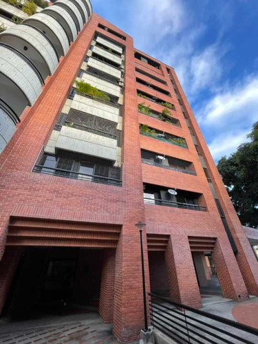 Se Vende Apartamento 250 M2 En La Urbanización El Pedregal