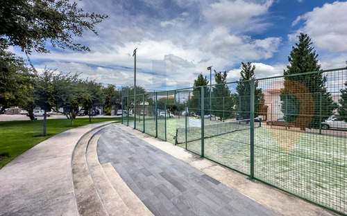 Terreno Plano En Venta En La Vista Residencial En Condominio Lomas De La Vista