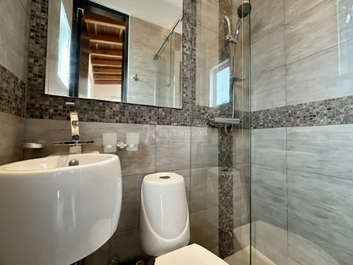 Casa En Arriendo En Altos Del Escobero. Cod A776054