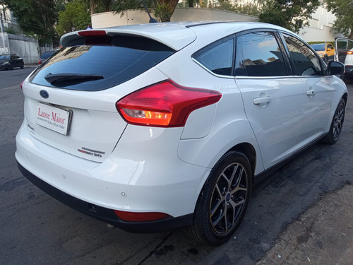 Ford Focus Fastback 2.0 Titanium Flex Powershift 4p