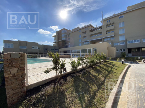 Dúplex Tipo Casa Con Jardín Y Parrilla Propios, Jardines Del Palmar, Nordelta
