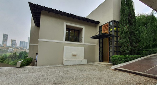 Imagen 2 de 30 de Venta Casa Con Alberca Y Jardín En Bosque Real