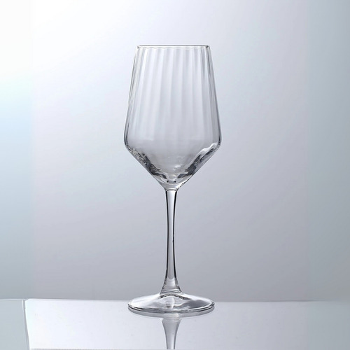 Copa Para Vino Texturizada De Vidrio 510 Ml 6 Pzs Elegante