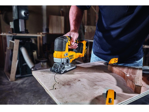 Motor Inalámbrico Sin Escobillas Jig Saw Dewalt Max Xr Dcs33
