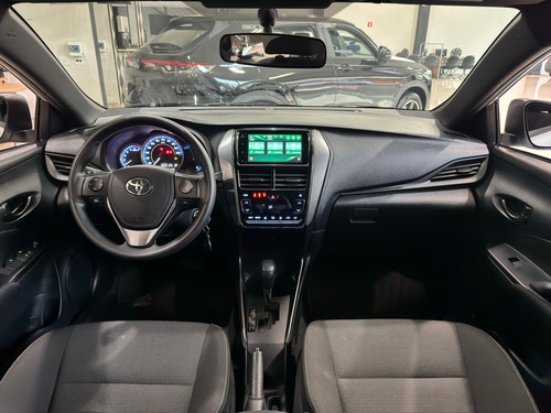Toyota Yaris 1.5 16V FLEX XL MULTIDRIVE
