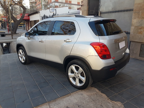 Imagen 6 de 10 de Chevrolet Tracker Ltz+ 1.8 At 4x4 2016 / Nafta / Mendoza