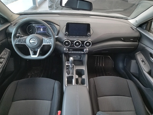 Nissan Sentra 2.0 Advance Cvt