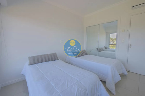 Venta Apartamento 4 Dormitorios Veramansa
