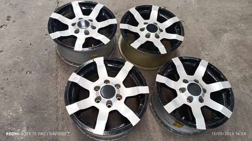 Rines 17s Nissan D21 6x139 Negro (Usado)