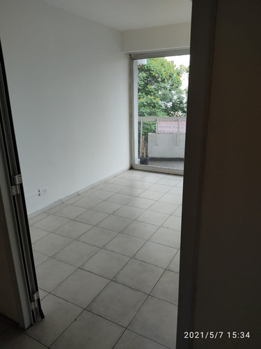 Venta-oficina Microcentro De Cordoba