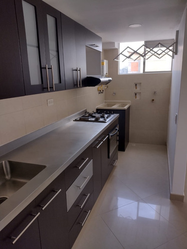 Se Vende Apartamento En El Sector De Los Colores