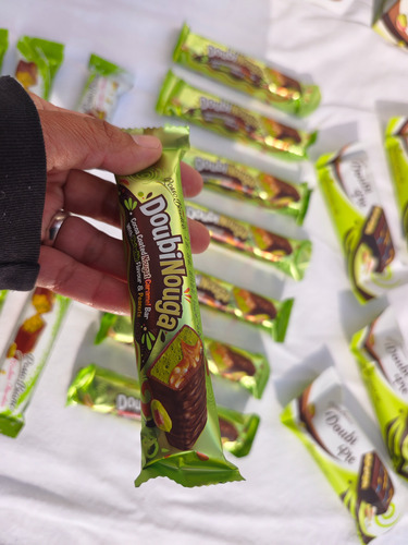 Chocolate Dubai Nougat Pistacho, Mani, Caramelo, Barra 50g