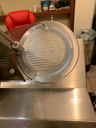 Rebanadora De Carne Y Jamon Pigore Modelo 2526 Servicio Echo (Usado)