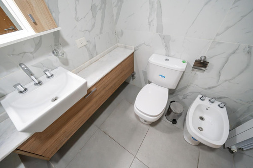 Venta - Departamento 3 Ambientes Al Frente - Caballito Norte - Apto Crédito