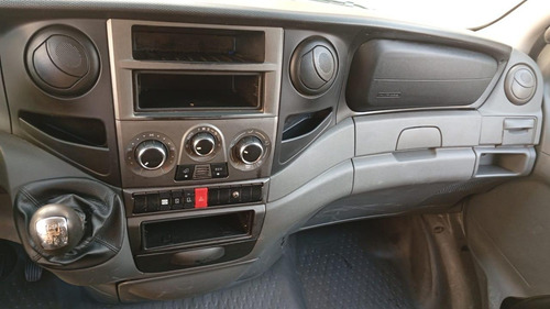 Iveco 30s13 Completa Ar, Direção E Vidros Elétricos. Baú