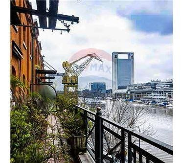 Oficina En Puerto Madero Con Cocheras