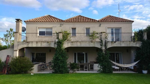 Imagen 2 de 26 de Casa En Venta En San Andres