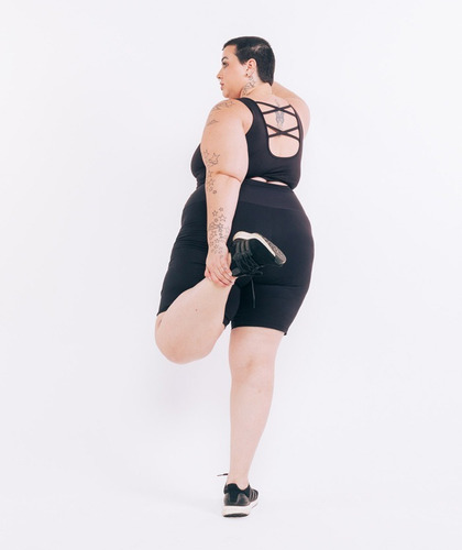 Imagem 3 de 5 de Top Trançado Plus Size Wonder Size Emana Básico Preto
