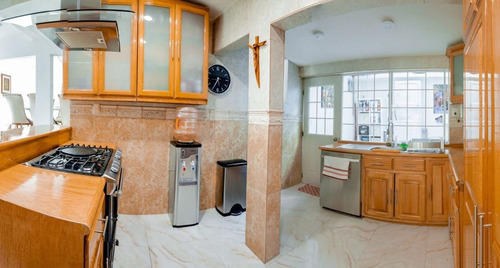 Imagen 5 de 14 de Casa En Venta En Naucalpan Con 3 Pisos