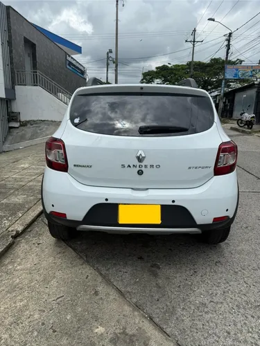 Renault Stepway 1.6 Intense Automática