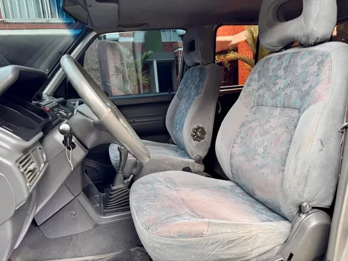 Mitsubishi Montero Cc2400