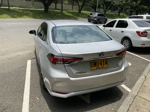 Toyota Corolla 1.8 Xe-i Hibrido At 4x2 2020