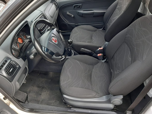 Imagem 12 de 15 de Fiat Strada Working 1.4