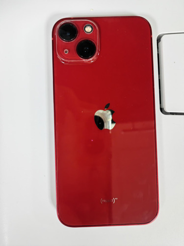 Apple iPhone 13 (128 Gb) - (product)red (Usado)