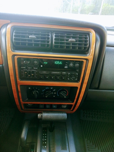 Imagem 12 de 15 de Jeep Cherokee Cherokee Sport 4.0