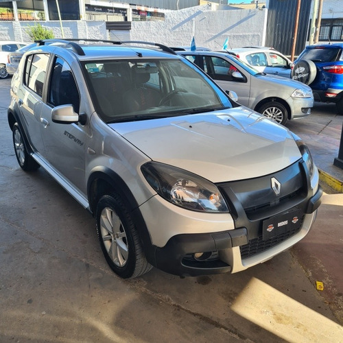 Imagen 3 de 15 de Renault Sandero Stepway 2014 1.6 Confort Dynamique Privilege