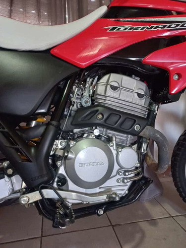 Imagen 5 de 6 de Honda Tornado