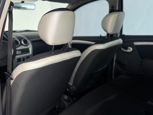 Renault Sandero Stepway 1.6