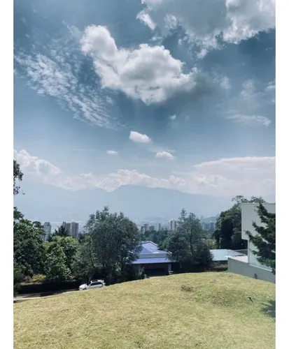 Vendemos Lote En Unidad Cerrada Del Poblado Con Vista A Medellin