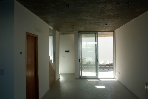 Casa Tipo Duplex 2 Dormitorios A Estrenar