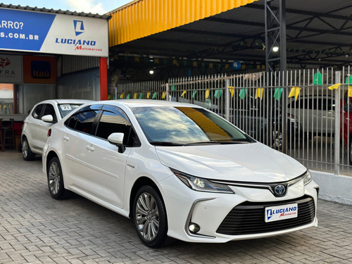 Toyota Corolla Hibrido com apenas 25.000km