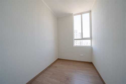 Depto Remodelado Como Nuevo En Venta De 3 Dorm. En Santiago
