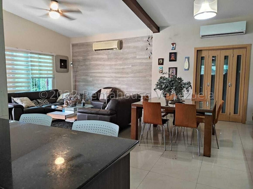 Imagen 2 de 12 de Casa En Venta En San Jacinto Maracay Aragua 22-25506 Irrr