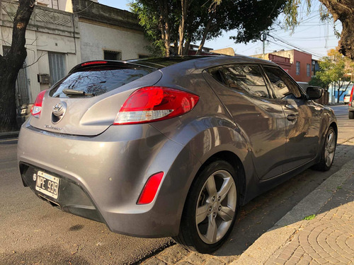 Imagen 5 de 15 de Hyundai Veloster 1.6 130cv At 2014