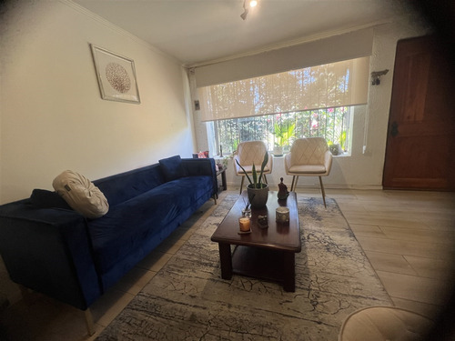 Casa En Venta De 3 Dorm. En La Florida