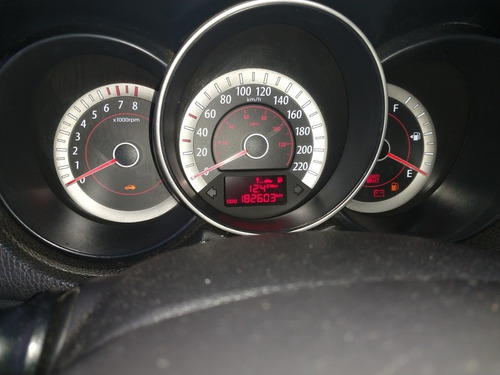 Imagem 7 de 9 de Kia Cerato 2011 1.6 Ex 4p 126 Hp
