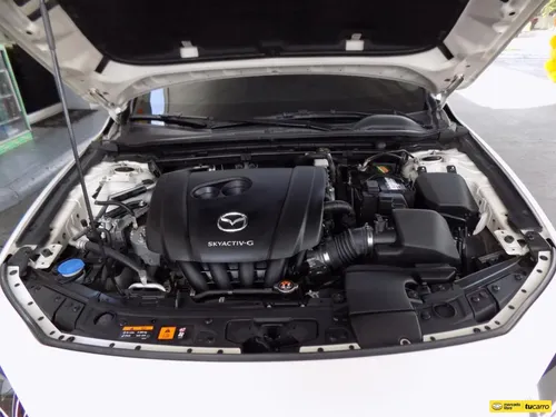 Mazda 3 2.0 Touring