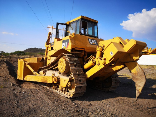 Imagen 2 de 14 de 30) Topador Frontal / Tractor Sobre Orugas Cat D8l