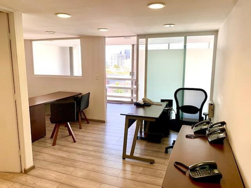Polanco, Oficina Amueblada 55m2 Totalmente Acondicionada, Privado, Área Abierta De Trabajo, Baño Privado, Excelente Ubicación. Vigilancia 24 Horas. El Precio Es Más El Mantenimiento