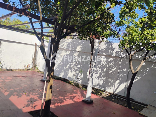 Casa En Venta De 2 Dorm. En San Miguel