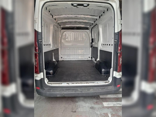 Maxus Deliver 9 2.0 Minibus L3h2 Mt Diesel 2023